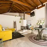 Con Terraza Y Cochera Albaycin Apartmán